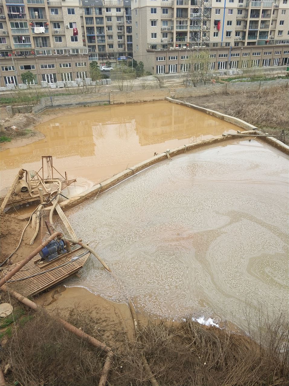 香洲沉淀池淤泥清理-厂区废水池淤泥清淤